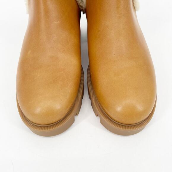 Christian Louboutin Tan Beige CL Chelsea Booty Lug Shearling Ankle Boots EU 39.5 - Picture 7 of 14
